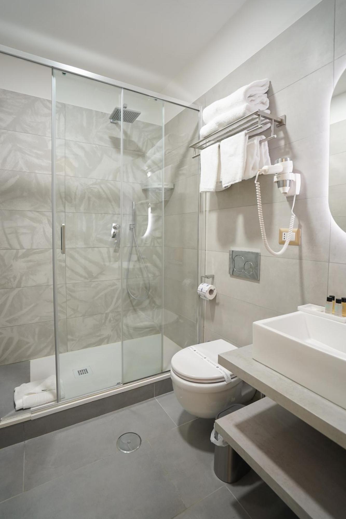 Charm&Bella Guesthouse Рим Екстер'єр фото