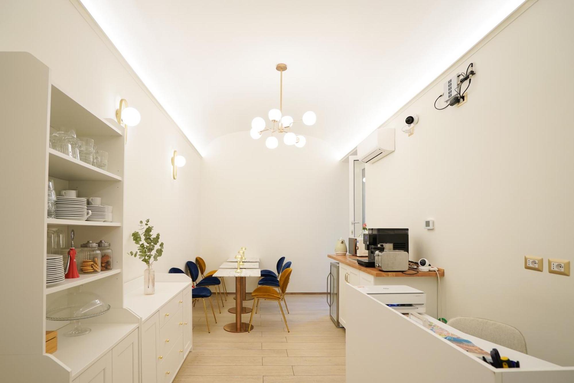Charm&Bella Guesthouse Рим Екстер'єр фото
